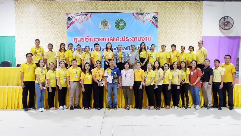 ส่งมอบหีบและตรวจรับวัสดุอุปกรณการเลือกตั้ง ก่อนวันเลือกตั้ง